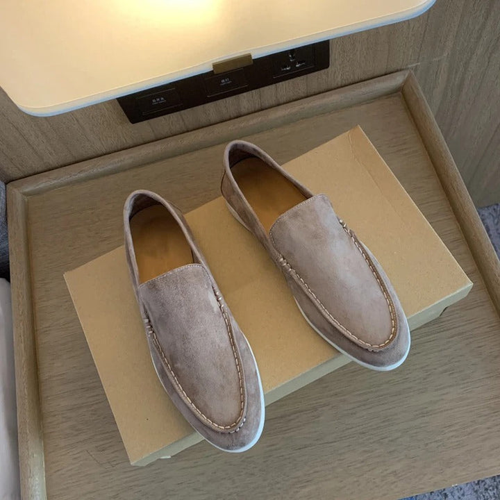 LAVENDO | Suede loafers